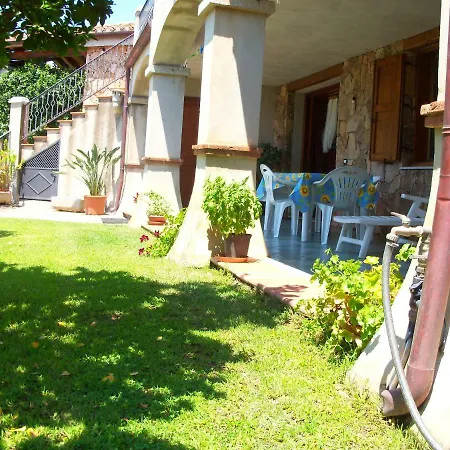 Holiday home Casa Vacanze Orchidea Con Giardino Arbatax